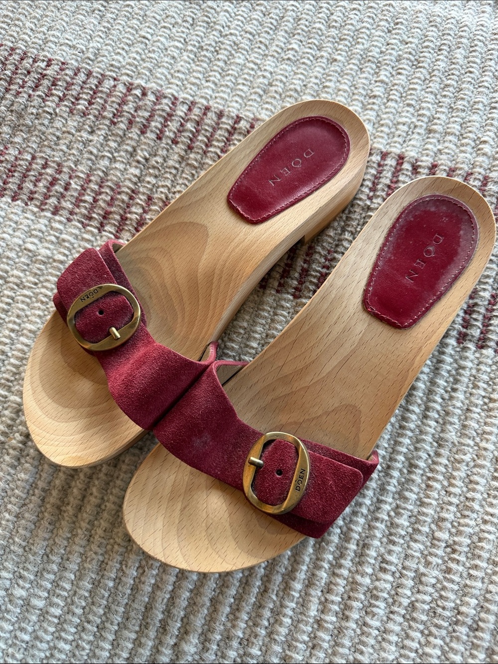 Doen sandals